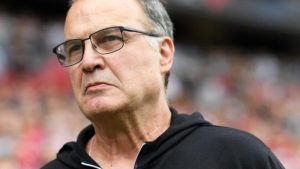 Huấn luyện viên Marcelo Bielsa - Vị thuyền trưởng sẵn sàng chết vì bóng đá